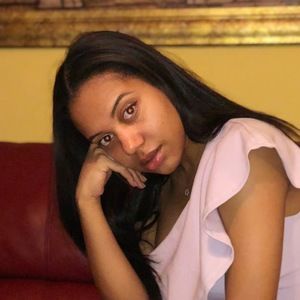 Meet your Posher, Sierra